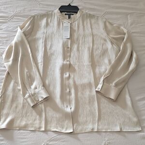 Eileen Fisher Cream Button Up Blouse 100$ Silk, NWTsz M